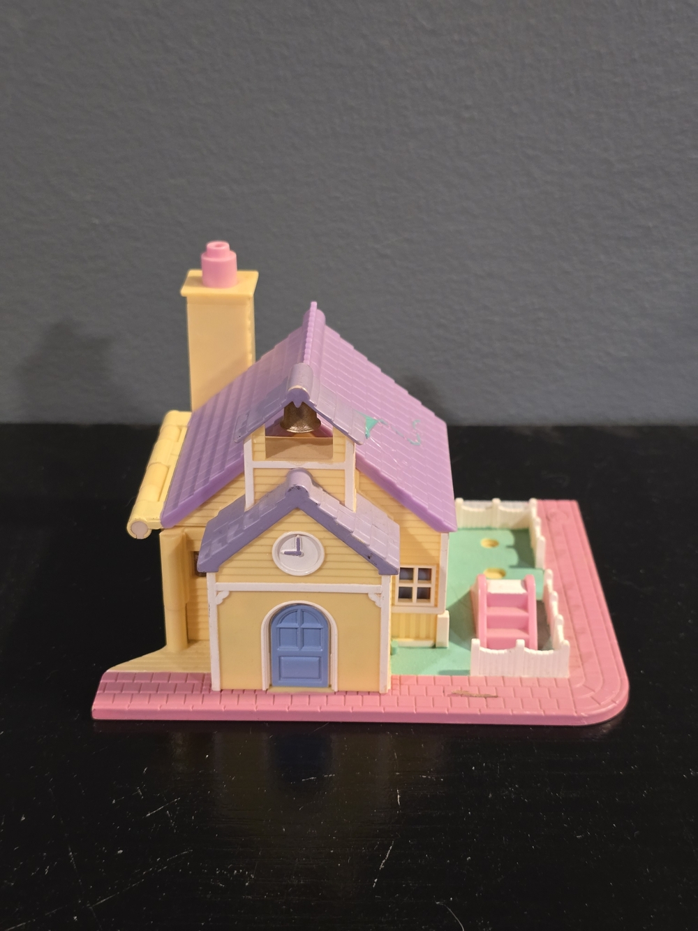 Vintage Polly Pocket's Pollyville - Light Up Schoolhouse